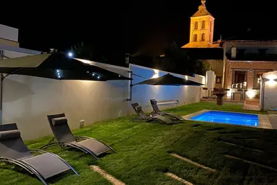 Image de Casa Rural « La Antigua Taberna » avec Piscine Privée, Wi-Fi et Climatisation