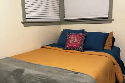 Casita Magnolia – Private Desert Studio w/ Kitchenette & Parking