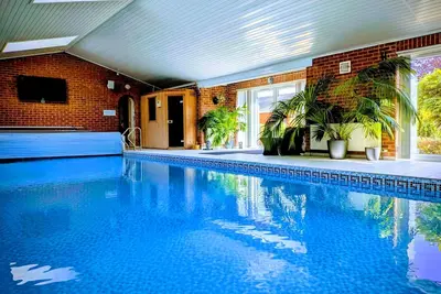 Image de Aberfall | Luxury Retreat. Indoor Heated Pool Hot Tub Saunas Gym Cinema Grounds