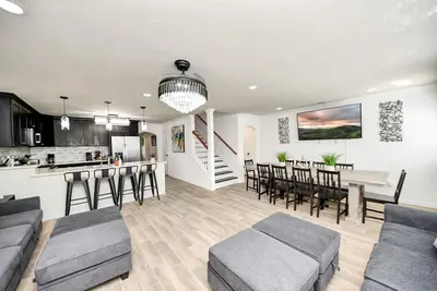Image de East Houston House with Pool near Downtown