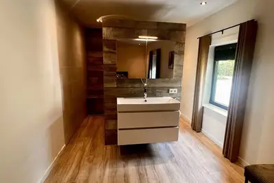 Image de Luxury recreation house in the middle of a wooded area (31f)
