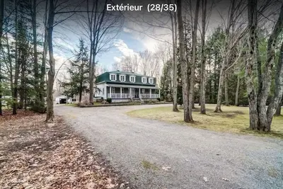 Image de Wonderfull big country house with hobby farm