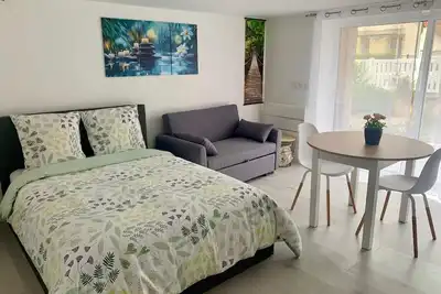 Image de 'StudioCDG', proche aéroport Paris Roissy Cdg, Disneyland, Astérix, Expositions