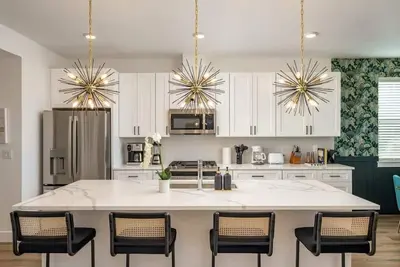 Marvelous 5-bedroom house in Denver