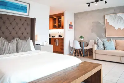 Image de Amazing sunset/ ocean view beachfront studio