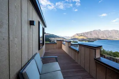Image de Gorgeous 5-bedroom house with hot tub in Queenstown