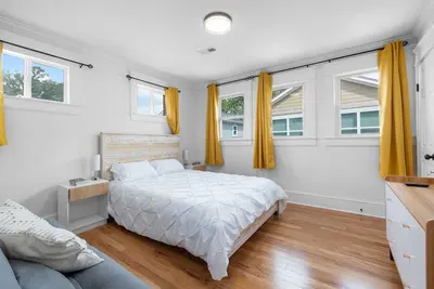 Image de 4bd/fenced backyard/Close to Duke