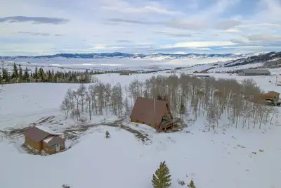 Image de Peaceful A-Frame Cabin - Great Views with Hot Tub