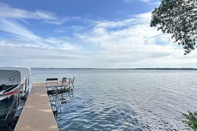 Image de 4-bedroom lake home on beautiful Green Lake, Spicer, Mn!
