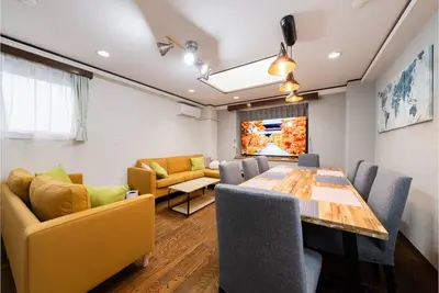 Image de 3 stations 8 min from Shinjuku/3 min walk from station/130 sq. m. /4 bedrooms/7 beds/Direct access to Tokyo, Shinjuku, Akihabara/3 min walk from nearest station/apartment hotel for 1 group/as a base for sightseeing in Tokyo