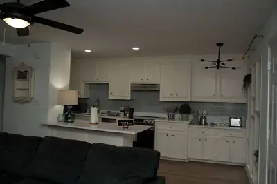 Image de Cozy 3-bedroom 2 bathroom Apartment in Houston. Pool & Modern Comforts