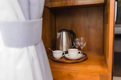 Image de Spacious 7-bedroom Private Rooms in a Villa in serene Hikkaduwa with Ac -