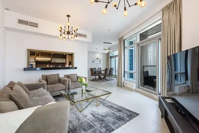 Image de Skyline Serenity | 2-Bedroom The Lofts East