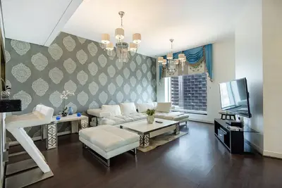 Image de Modern Elegance | 2-Bedroom with Balcony & Views