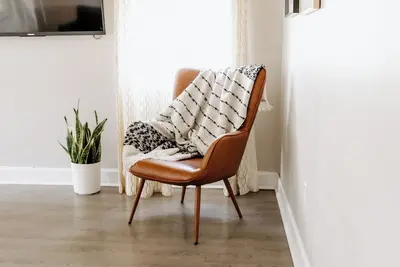 Image de Broadview | Modern Comfort for Work & Play