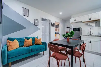 Image de Modern 2br Houston Stay | Central & Cozy