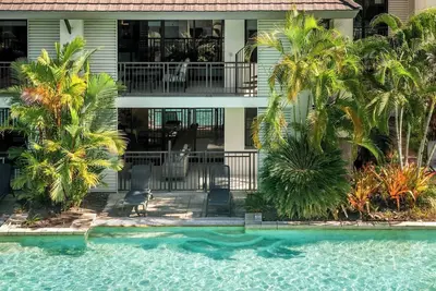 Image de Infinitys Edge Poolside Retreat at Temple Resort