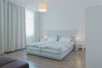 Image de Appartement-Vue sur Rue-Salle de bain privée-Appartement-2 Schlafzimmer