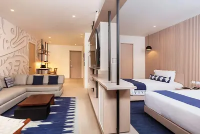 Image de Rest, Rejuvenate & Relax with Spa and Swimming Pool Near Golf & Marina