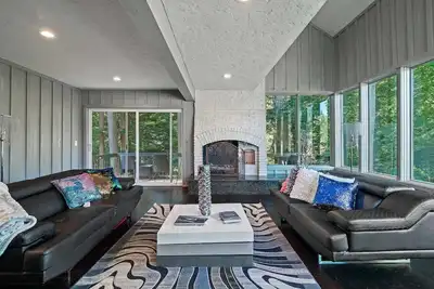 Image de Indoor Pool|Sauna|Movie Theater Room|Bar|Sleeps 10