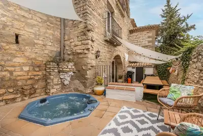 Image de Maison rurale 'La Rectoria De Vicfred' avec vue sur la montagne, Wi-Fi et climatisation