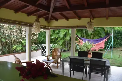 Les Gîtes D`Arles Bungalow Ti Polo