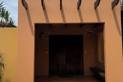 Image de Stunning mountaintop hacienda with ocean view. Newly purchased - remodeling now!