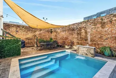 Image de Spacious 5br 3ba Villa with Private Courtyard and Heated Pool