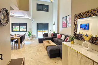Image de Spacious 4br Duplex in Marrakech with Ac, Parking and Pool Access