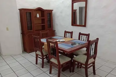 Image de \"Casa Luna\". Spacious, quiet and minutes from the beach.