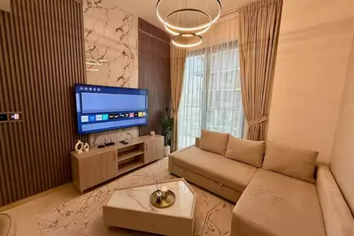 Image de Smart & Stylish 1bhk - Alexa, Lights & Comfort!