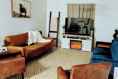 Image de Tranquil Rustic 3-bedroom house near Historic Stockyards