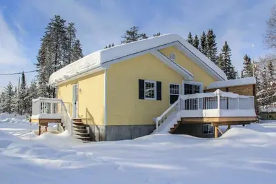 Image de Moment Présent | Tavata Chalets | Spa et rivière