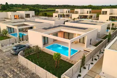 Image de Amazing home in Tar with private swimming pool, can be inside or outside