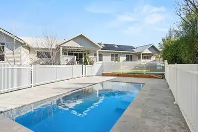 The Milton Haven - Pet Friendly & Heated Pool