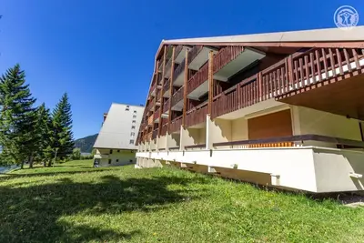 Image de Le Roc Rouge N°206 - Saint Francois Longchamp