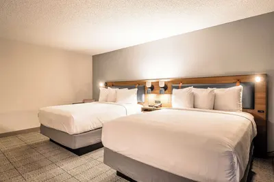 Image de Refreshing Pool Stay Near Utd | Gym, Swimming Pool & Pet-Friendly