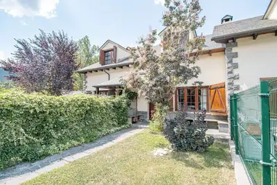 Image de Mountain Escape for Families & Friends in Pyrenees