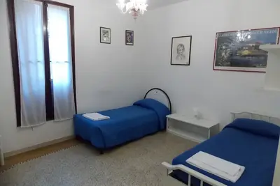 Image de 4-Room Apartment For 2 To 8 People