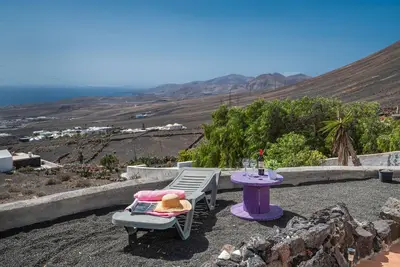 Image de Appartement de vacances 'Rosa Eden' avec vue sur la montagne, balcon et Wi-Fi