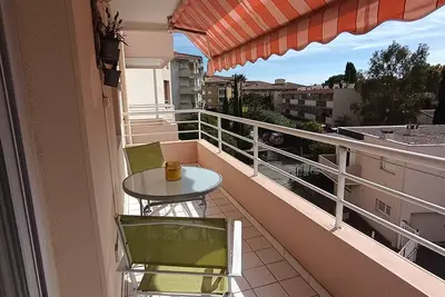 Image de Appartement « À 400m de la plage » avec balcon