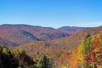 Image de Mountain Log Home w/Amazing View! Foliage Awaiting