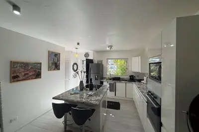 Image de Spacious 1 bed apt with Ac & 2 patios in Barbados