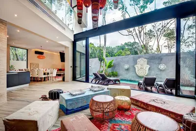 Image de Designer 5br Villa in Aldea Zama  Luxe Tulum