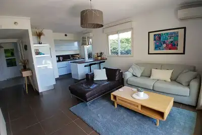 Image de Beachside Apartment With Communal Pool