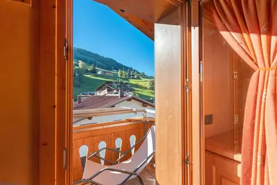 Image de Appartement 'Mansarda Combo' avec vue sur la montagne, balcon et Wi-Fi