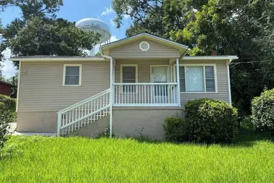 Image de Charming Original 1954 Home just Blocks from Fsu