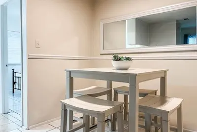 Image de The Budget Friendly Home