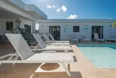 Privacy • Big • Exclusive • Sosúa