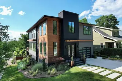 Image de Experience Maison NoDa: Walkable + Uptown Skyline Views w/Gym! Sleeps 14